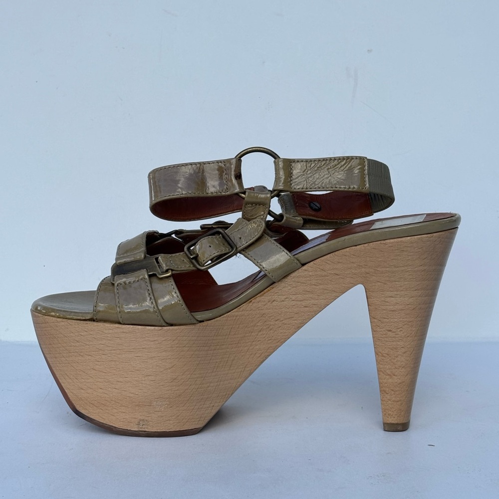 Lanvin Tan Platform Shoes with Strappy Design